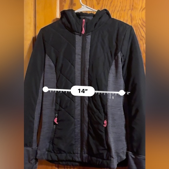 Women’s Soft Shell Jacket - Picture 5 of 5